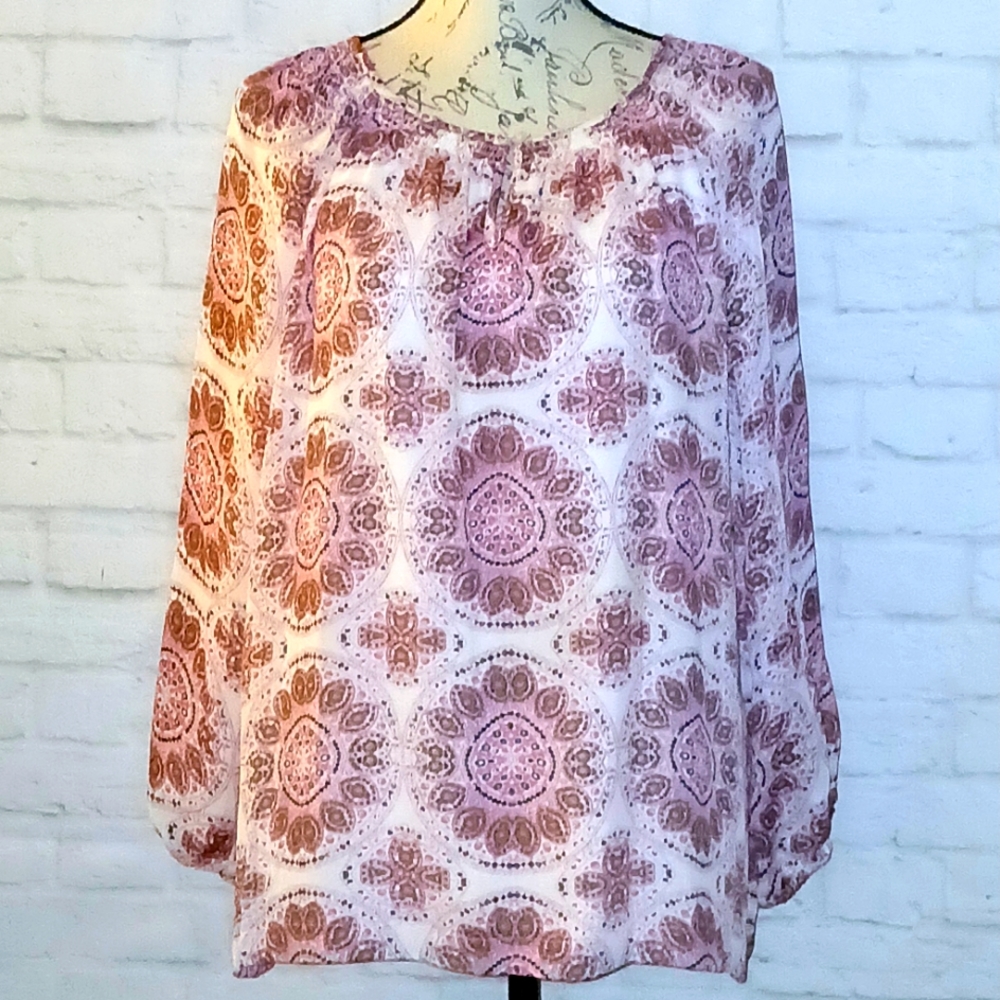 Kaari Blue Pink White Geometric Flowy 3/4 Length Sleeve Blouse, XL